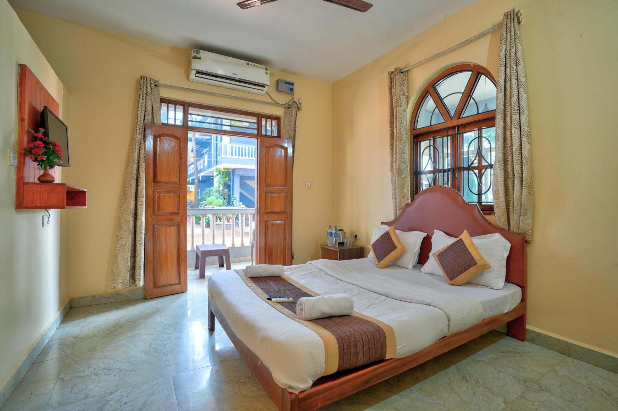 Roseal Beach Front Baga Dış mekan fotoğraf