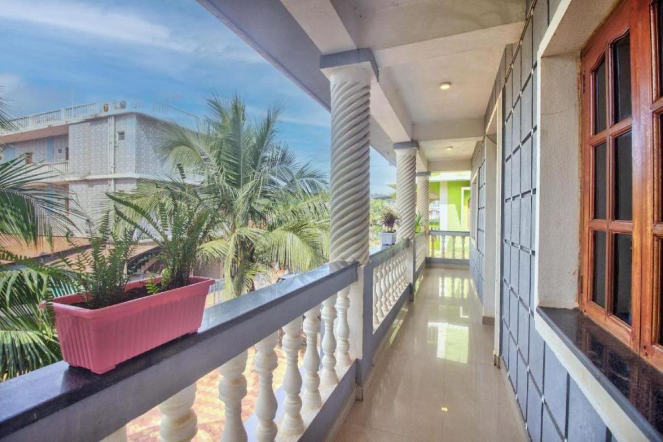 Roseal Beach Front Baga Dış mekan fotoğraf